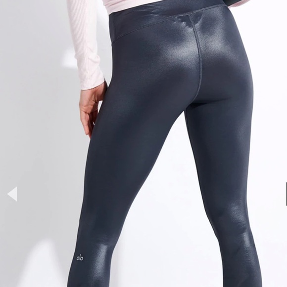 Alo Yoga High-Waist Shine Legging in Anthracite Shine nwot - Picture 6 of 8
